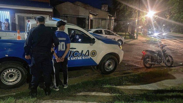 Detenido por intento de sobornar a la policía. Detenido por intento de sobornar a la policía. 