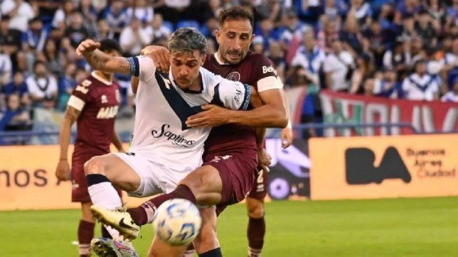Vélez y Lanús empataron sin goles. Vélez y Lanús empataron sin goles.