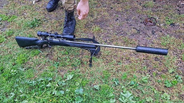 Un fusil con silenciador fue secuestrado por la Policía de Gualeguaychú.