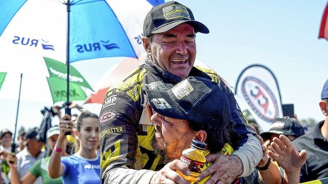 Gurí Martínez y su festejo. Al Gurí Martínez lo tentaron con solo una carrera.