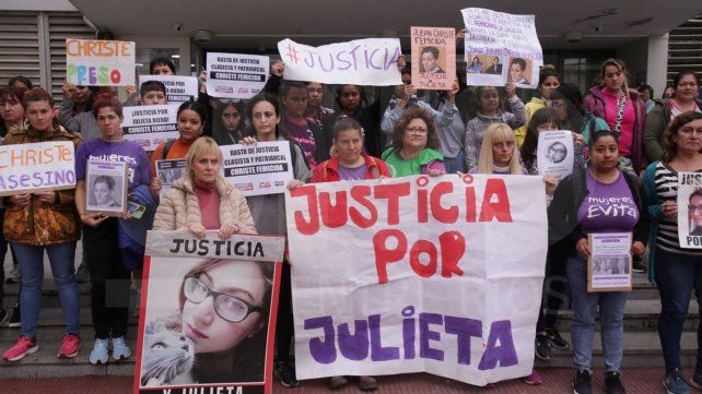 Exigieron que el STJ eleve la causa contra Jorge Julián Christe a la Corte Suprema. Exigieron que el STJ eleve la causa contra Jorge Julián Christe a la Corte Suprema.