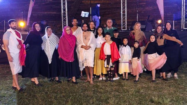 El ballet de Villa Urquiza en una de sus presentaciones El ballet de Villa Urquiza en una de sus presentaciones