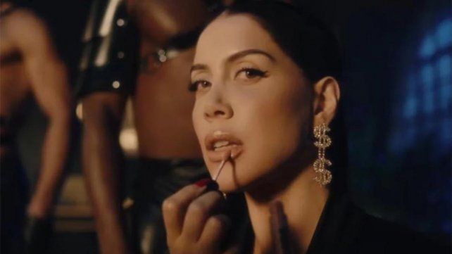 Wanda Nara lanzó Bad Bitch, su primera canción Wanda Nara lanzó Bad Bitch, su primera canción