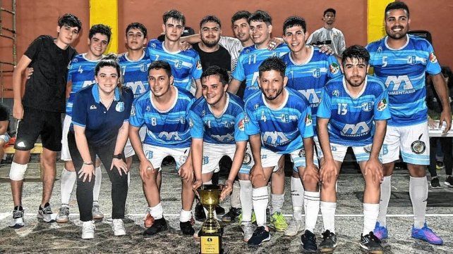 Mariano Moreno sumó otro trofeo a sus vitrinas