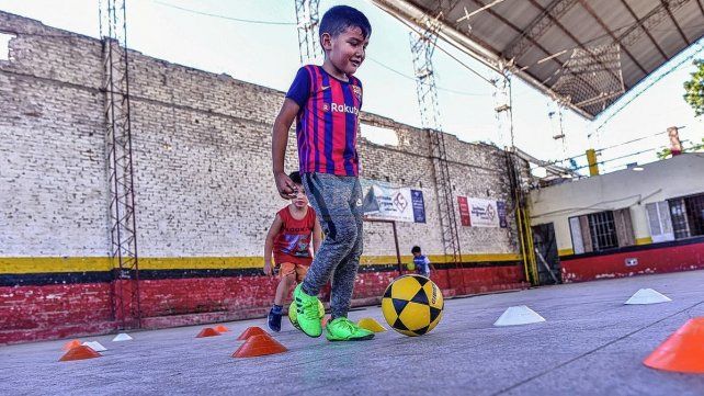 Avenida Ejercito es el primer club formador de Paran&aacute;