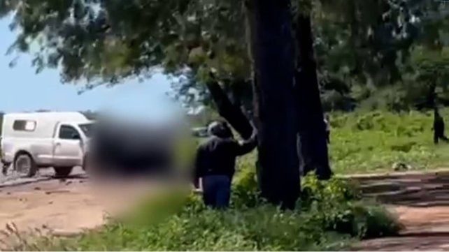 Formosa: en medio de una manifestación, se subió a una ambulancia y atropelló a más de 10 policías Formosa: en medio de una manifestación, se subió a una ambulancia y atropelló a más de 10 policías