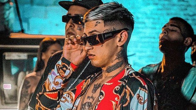 Los falsos policías intentaron perpetrar un robo a la casa de L-Gante, aunque fracasaron