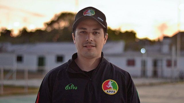 Jonathan La Vega, director técnico de la Selección de Paraná. Jonathan La Vega, director técnico de la Selección de Paraná.