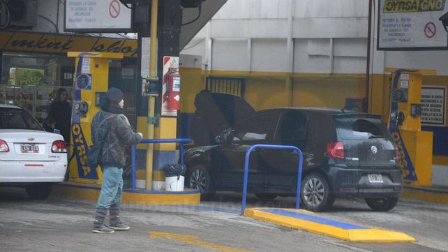 Posible. Las conversiones de vehículos parten de los 25.000 pesos en adelante y en Paraná el metro cúbico se vende a 16,98 pesos. Posible. Las conversiones de vehículos parten de los 25.000 pesos en adelante y en Paraná el metro cúbico se vende a 16,98 pesos.