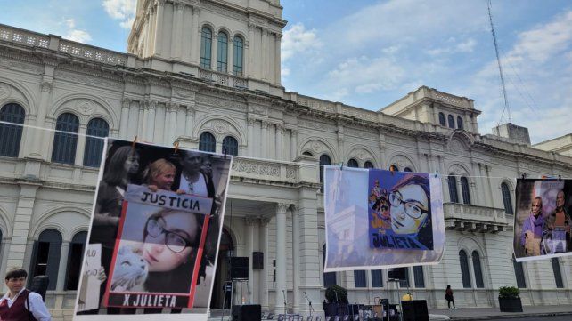 Realizan un encuentro por Julieta Riera y exigen que la causa contra Jorge Julián Christe llegue a la Corte. Realizan un encuentro por Julieta Riera y exigen que la causa contra Jorge Julián Christe llegue a la Corte.