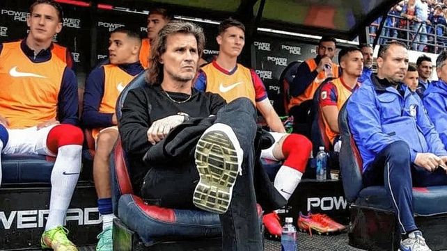 Rubén Insúa, DT de San Lorenzo. Rubén Insúa, DT de San Lorenzo.