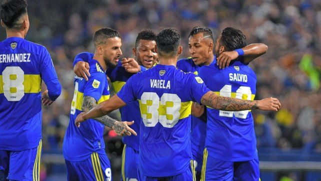 Boca derrotó 2 a 0 a Defensa y accedió a semifinales.