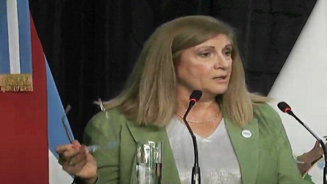 La intendenta de Paraná, Rosario Romero, firmó el comunicado. La intendenta de Paraná, Rosario Romero, firmó el comunicado.