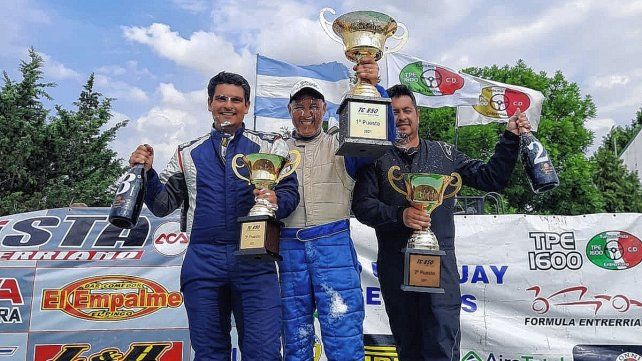 Sendros (3º) , Albisu (1º) y Silva (2º), los primeros del TC 850.