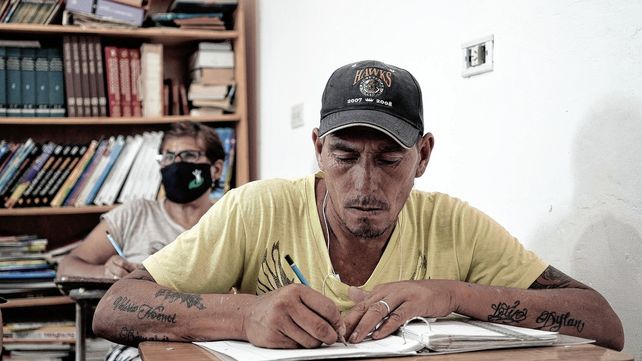 Tendrá sus primeros egresados la escuela Los Nazarenos. Tendrá sus primeros egresados la escuela Los Nazarenos.