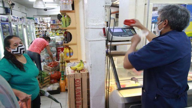 Almacenes de los barrios son los más afectados por la fuerte caída del consumo