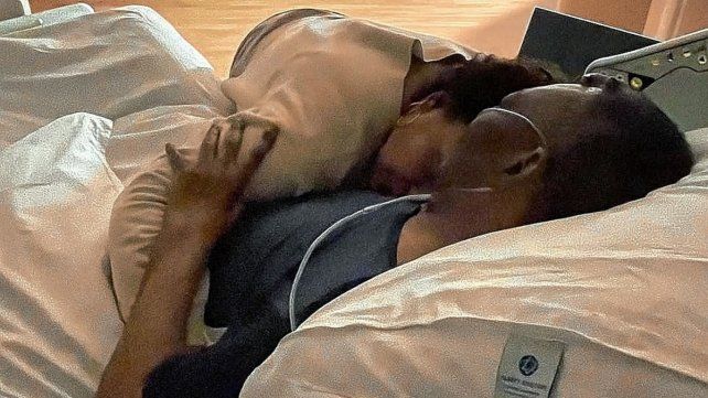 Pelé fue internado inicialmente para una reevaluación de su tratamiento de quimioterapia contra el cáncer de colon, pero su salud fue empeorando