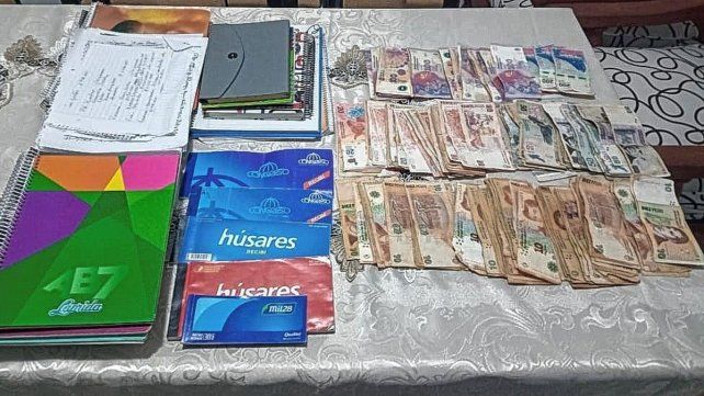 El dinero secuestrado en la casa de Carina Spahn.