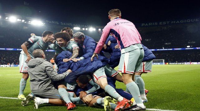 Atlético de Madrid lo dio vuelta en Francia. Atlético de Madrid lo dio vuelta en Francia.