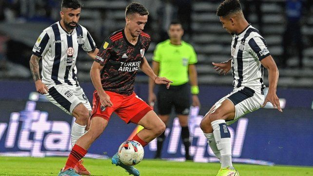 Talleres y River empatan sin goles en el Kempes.