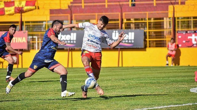 Atlético Paraná empató ante Boca Unidos y su permanencia en el Federal A pende de un hilo.