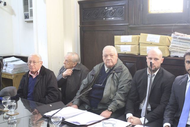 Histórico. Jorge Rossi, David Vainstub y Miguel Torrealday, en la primera audiencia del juicio en Paraná. Histórico. Jorge Rossi, David Vainstub y Miguel Torrealday, en la primera audiencia del juicio en Paraná.