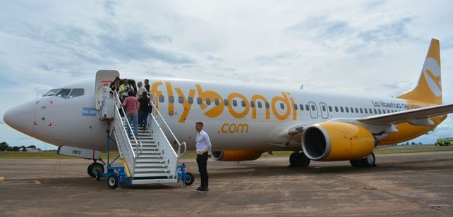 Amigos. Flybondi, vinculada al vicejefe de Gabinete Mario Quintana, fue una de las impulsoras de la medida. Amigos. Flybondi, vinculada al vicejefe de Gabinete Mario Quintana, fue una de las impulsoras de la medida.