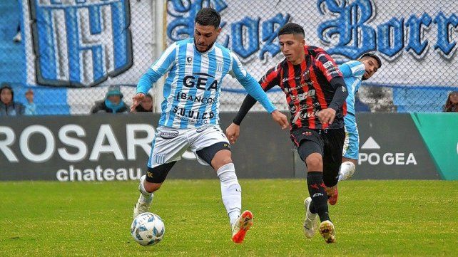 En Córdoba, Patronato está cayendo ante Racing. En Córdoba, Patronato está cayendo ante Racing.