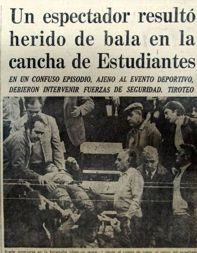 Durante la represión a los hinchas de Huracán se produjo un herido de bala. Poco después murió en el hospital Durante la represión a los hinchas de Huracán se produjo un herido de bala. Poco después murió en el hospital