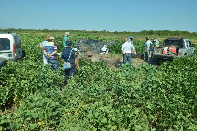 Oculto. El pozo de agua que exploraron. Foto UNO Juan Manuel Hernández.