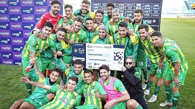 Aldosivi sufrió pero sacó a Colegiales en los penales.