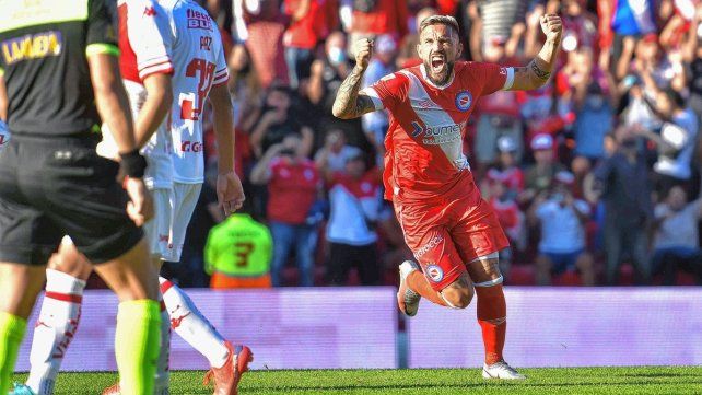 Argentinos Juniors ganó y clasificó a la siguiente instancia.