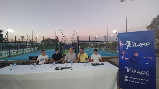 La conferencia de prensa se realizó en Terrazas Pádel La conferencia de prensa se realizó en Terrazas Pádel