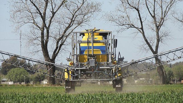 Fumigación con agroquímicos Fumigación con agroquímicos