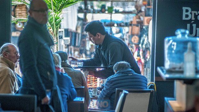 Restaurantes notan menos consumo Restaurantes notan menos consumo