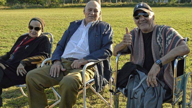 Celentano, junto a su esposa, junto a Holle en el homenaje en Capibá RC. Celentano, junto a su esposa, junto a Holle en el homenaje en Capibá RC.