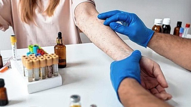 Estadísticas. Muchas veces el diagnóstico es tardío ya sea por la escasez de información o de conocimiento científico sumado a la falta de profesionales que generan un contexto muy adverso para los pacientes y las familias.