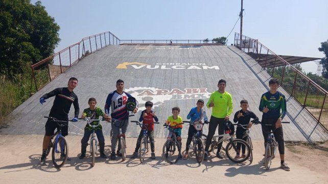 Bicicross: Paraná volverá a tener actividad tras más de 10 años. Bicicross: Paraná volverá a tener actividad tras más de 10 años.