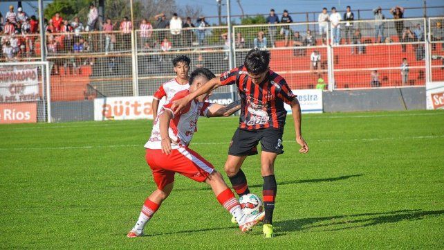 La Liga Paranaense tiene a cuatro punteros en el campeonato.