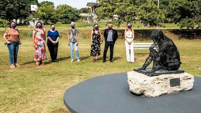 El día de la inauguración estuvieron autoridades de la Municipalidad de Paraná.