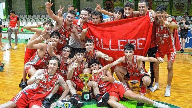 Los chicos de Talleres fueron ovacionados en su casa