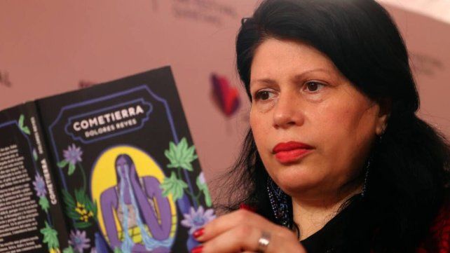 Dolores Reyes, autora de Cometierra dará una charla en Paraná Dolores Reyes, autora de Cometierra dará una charla en Paraná