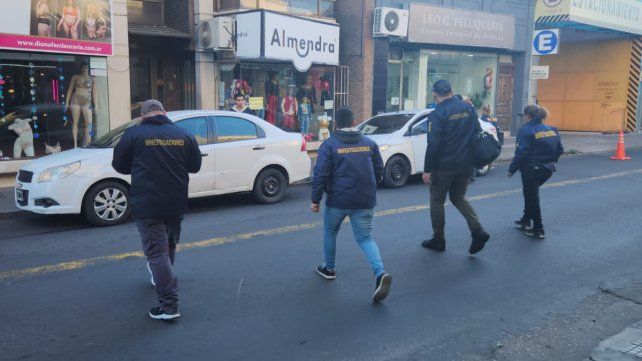 Detuvieron a un estafador que ofrecía alquileres inexistentes en Paraná. Detuvieron a un estafador que ofrecía alquileres inexistentes en Paraná.