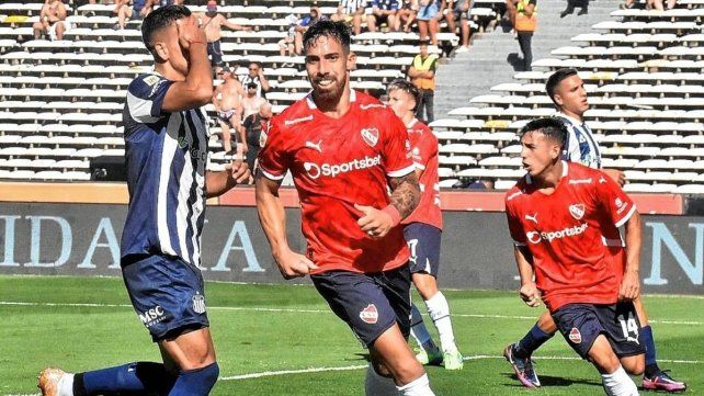 Independiente derrotó 3-2 a Talleres en Córdoba. Independiente derrotó 3-2 a Talleres en Córdoba.