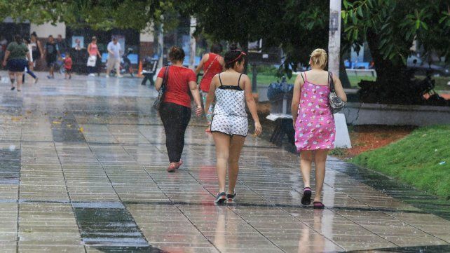 El viernes llovería en Paraná y traería alivio