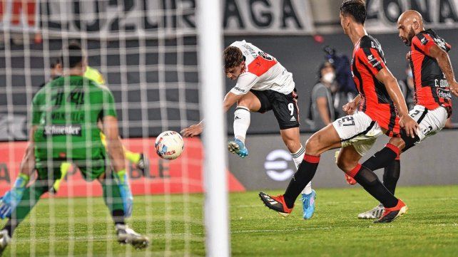 River pisa Rosario para jugar con Newell