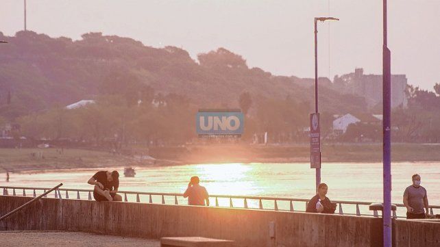 El cambio de estación llega con altas temperaturas en la región y pronóstico de mal tiempo para las horas previas a Navidad
