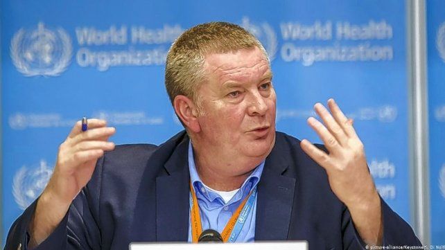 Michael Ryan, de la OMS, salió a bajar la expectativa por el impacto de la vacuna.