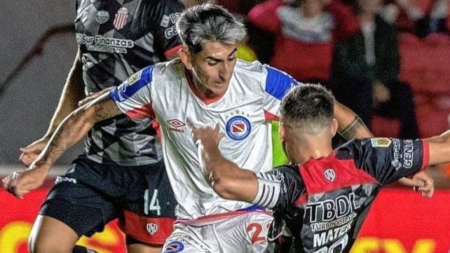 Argentinos y Barracas jugaron en la Paternal. Argentinos y Barracas jugaron en la Paternal.