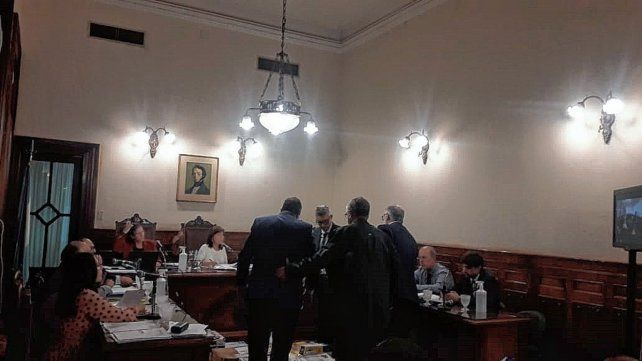 En el transcurso del debate por la causa Waigel podría haber un careo entre un escribano y una imputada por el lugar donde se firmó una escritura